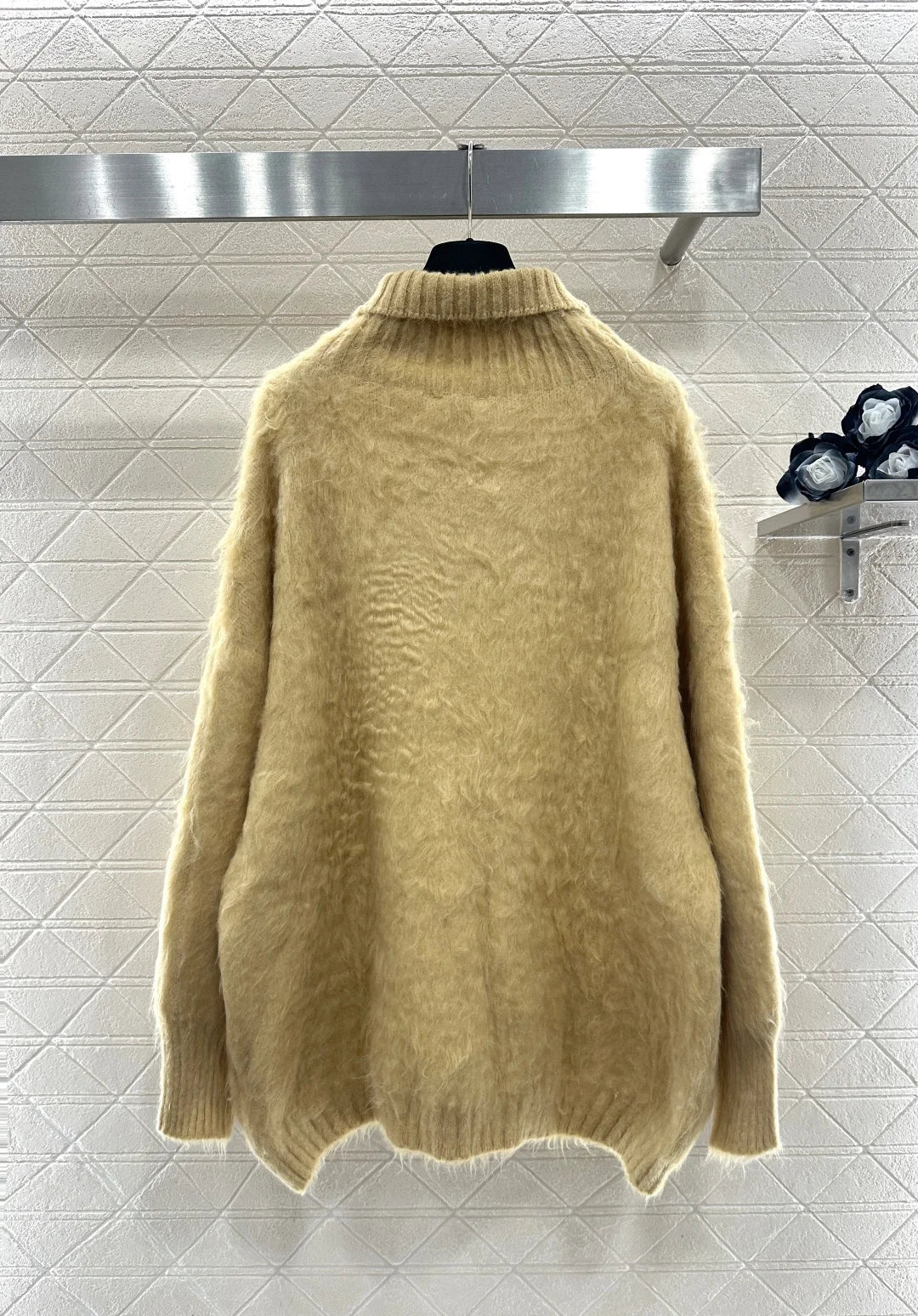 Autumn and Winter 2025 New Casual Women's Clothing Solid Color Women's Cashmere Crew Neck Knitted High-Quality Classic Sweaters