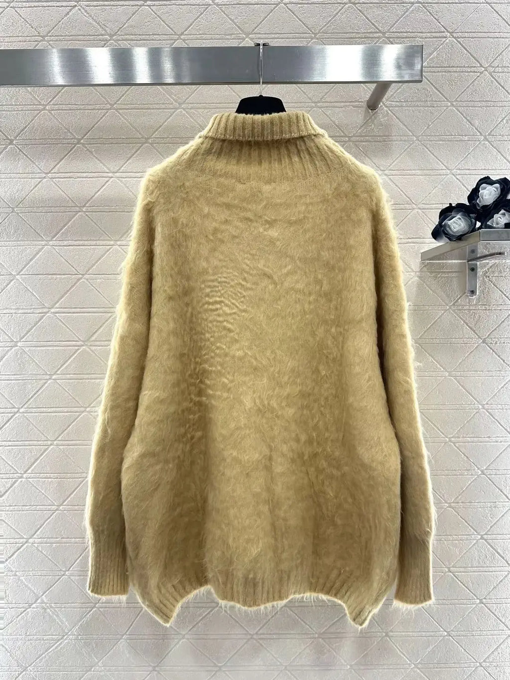 Autumn and Winter 2025 New Casual Women's Clothing Solid Color Women's Cashmere Crew Neck Knitted High-Quality Classic Sweaters
