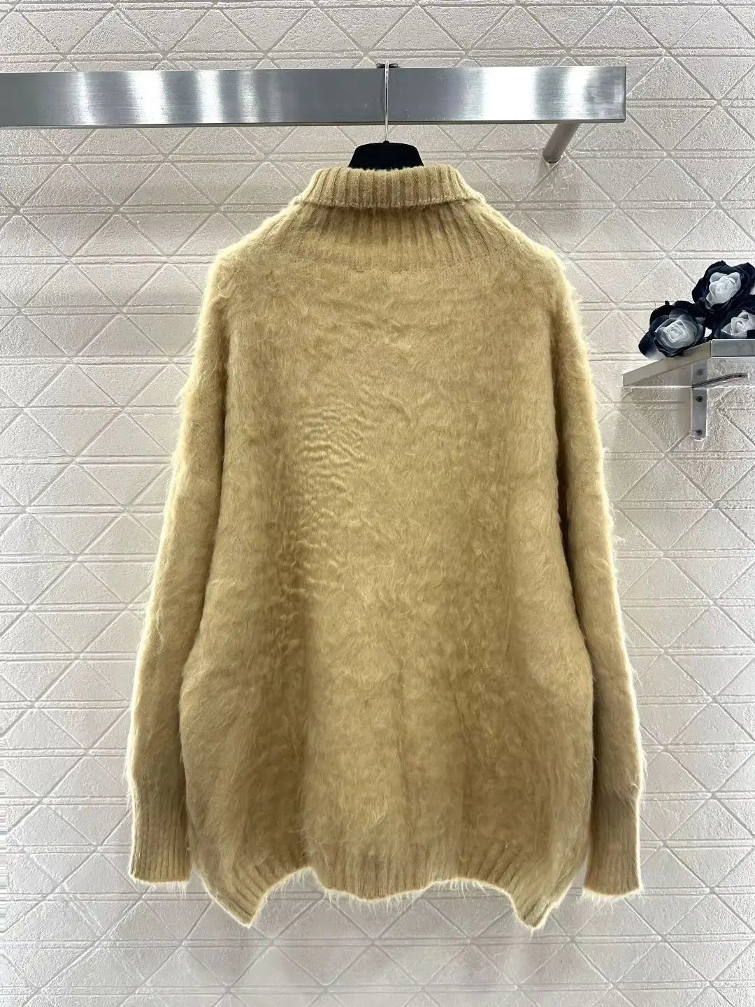 Autumn and Winter 2025 New Casual Women's Clothing Solid Color Women's Cashmere Crew Neck Knitted High-Quality Classic Sweaters