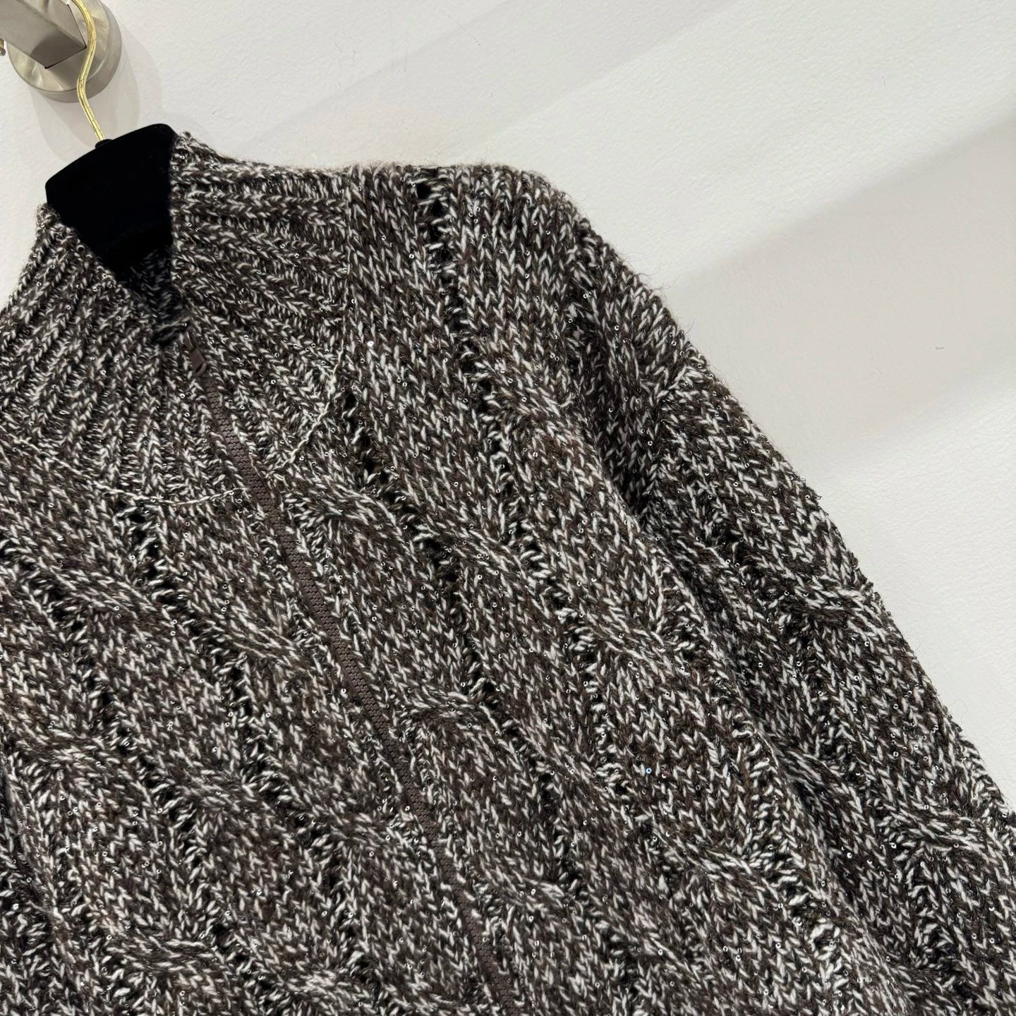 High Quality New Women Long Sleeve Sequin Zipper Knitted Cardigan Tops Elegant Casual Stand Collar Sweater Chic Luxury Autumn