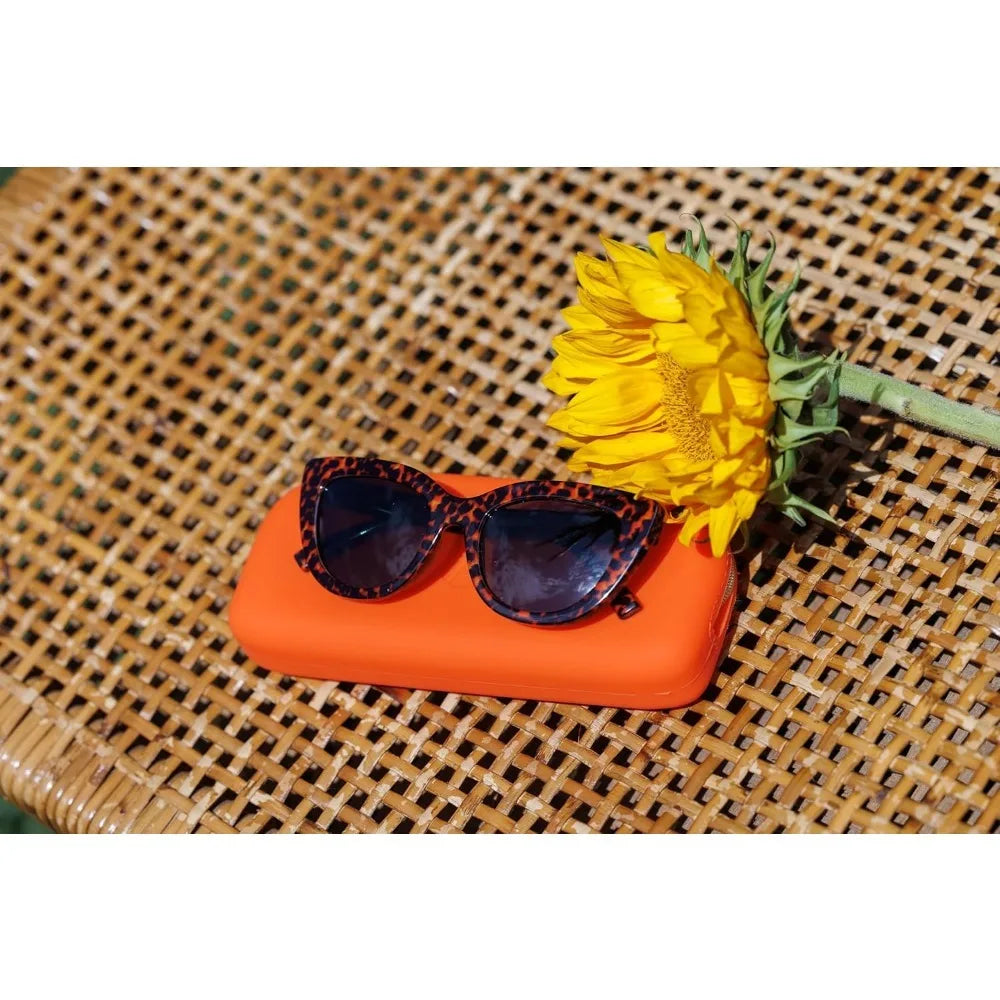 Women's Fashionable glasses