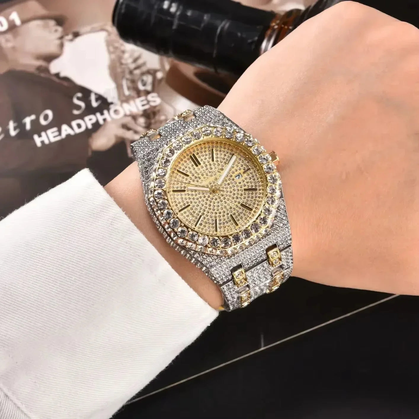 2025 New Full Diamond Timing Precise Famous Luxury Designer Male and Female Universal Watch Fashion Watch