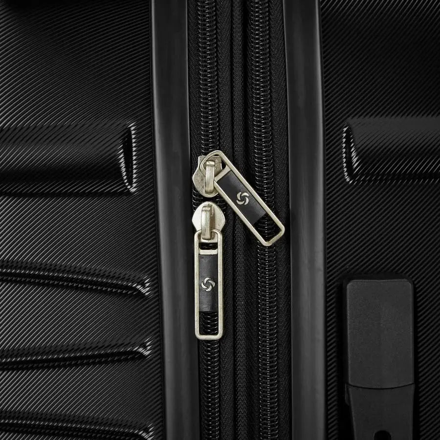 SE Hardside Expandable Luggage with Double Spinner Wheels, Bass Black, Carryon