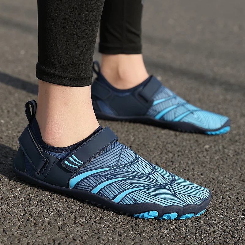 New Women's Beach Shoes, Sand-Proof, Suitable for Rocky Shores, Can Be Used in the Water, Quick-Drying, Water-Resistant, Non-Slip, Suitable for Fishing