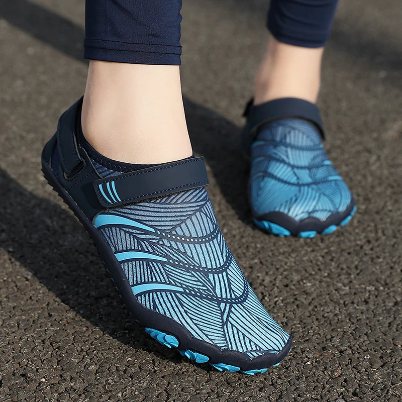 New Women's Beach Shoes, Sand-Proof, Suitable for Rocky Shores, Can Be Used in the Water, Quick-Drying, Water-Resistant, Non-Slip, Suitable for Fishing