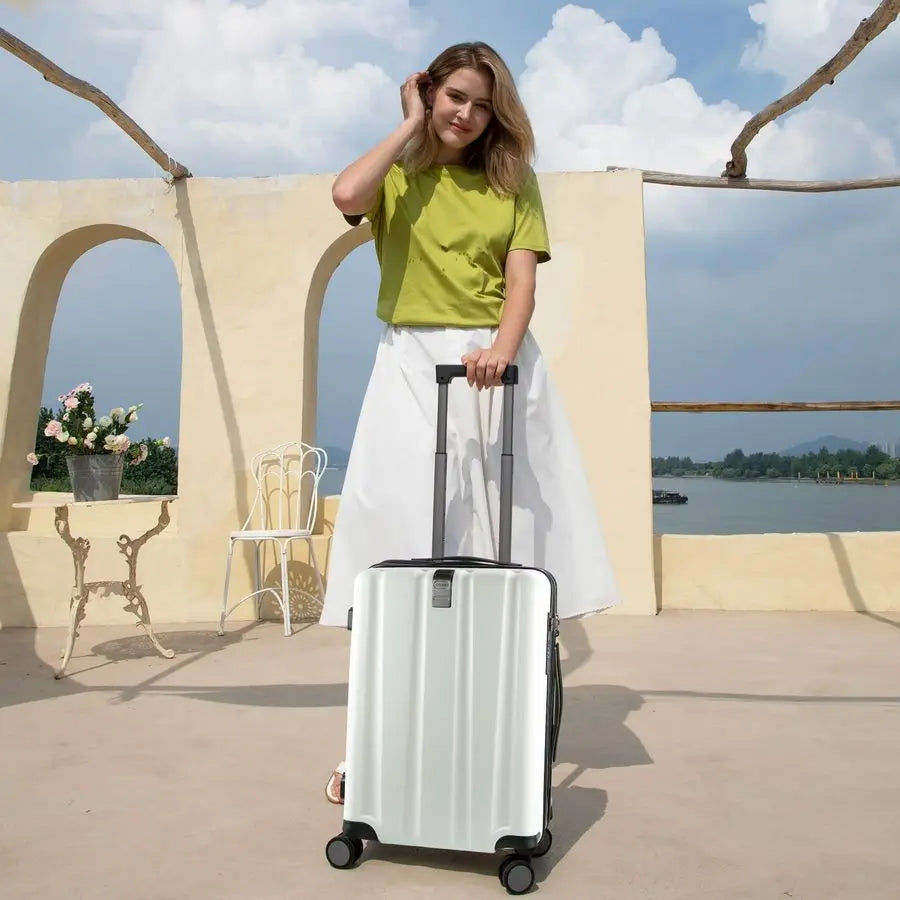 Expandable Carry On Luggage with Spinner Wheels amp Builtin TSA Lock, Durable Suitcase Rolling Luggage with USB Port, CarryOn 20