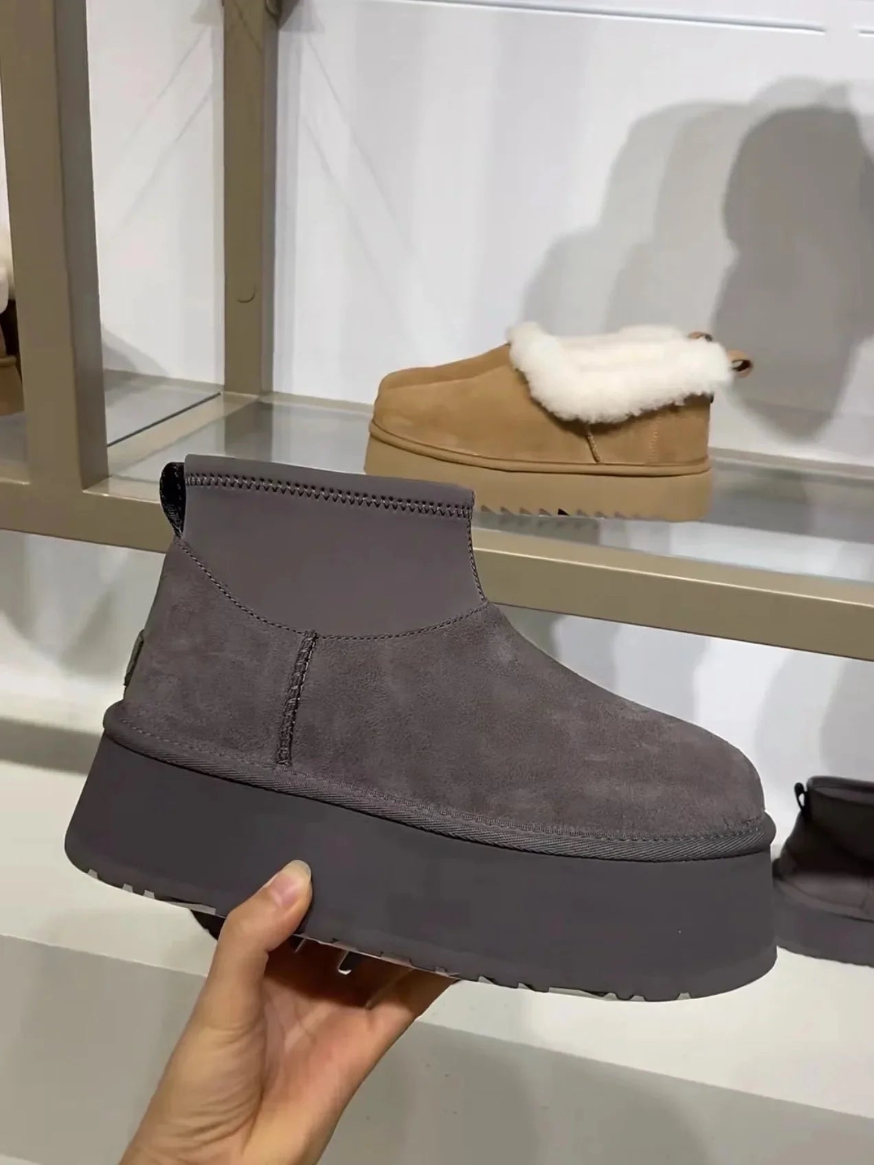 Women's Winter Thick Bottom Snow Boots 2025 New Style Warm Cotton Shoes Short Elastic Slim Booties with Fleece Inner
