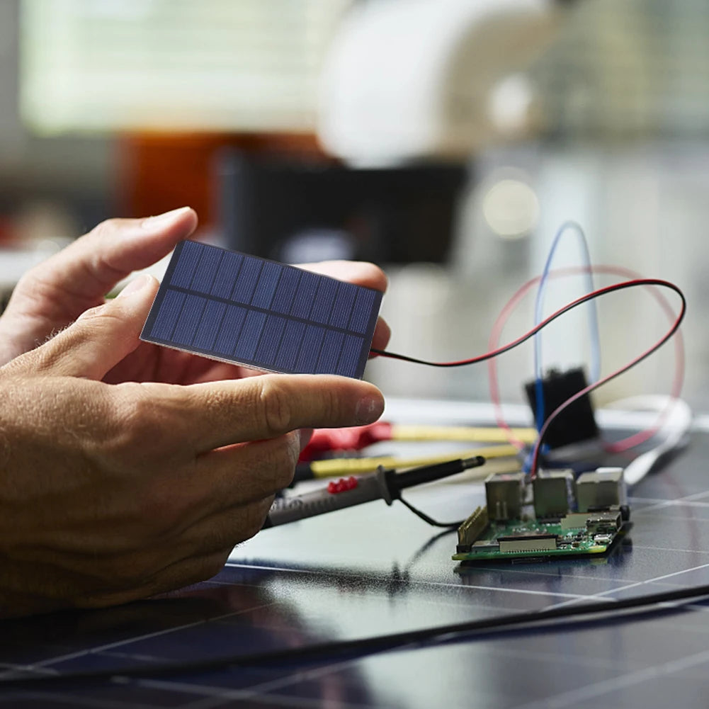 1.5W 5V Solar Cell Panel Phone Power Bank Mini Solar Panel Kit Photovoltaic Cells for 3.6-5V Tablet Panel Solar /Lights