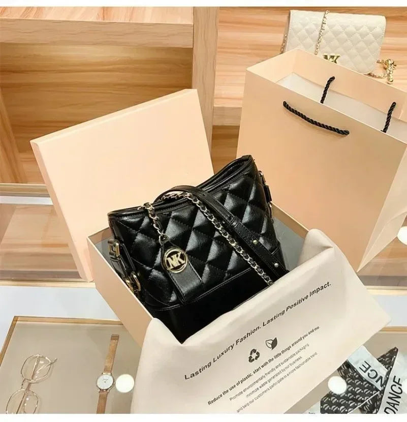 Women's Shoulder Bag Leisure Fashion Crossbody Senior Handbag  Earphone Coin Purse Cosmetic Storage Bags