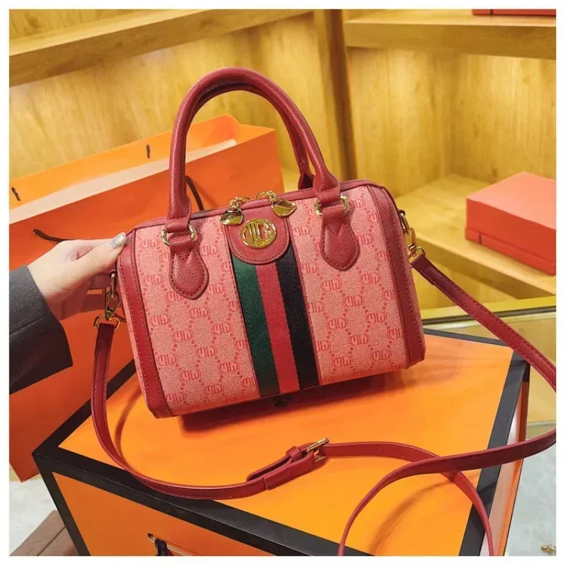 Luxury Versatile Hand-held Boston Pillowcase Internet Famous Fashion Trend Niche Single Shoulder Crossbody Bag BG5