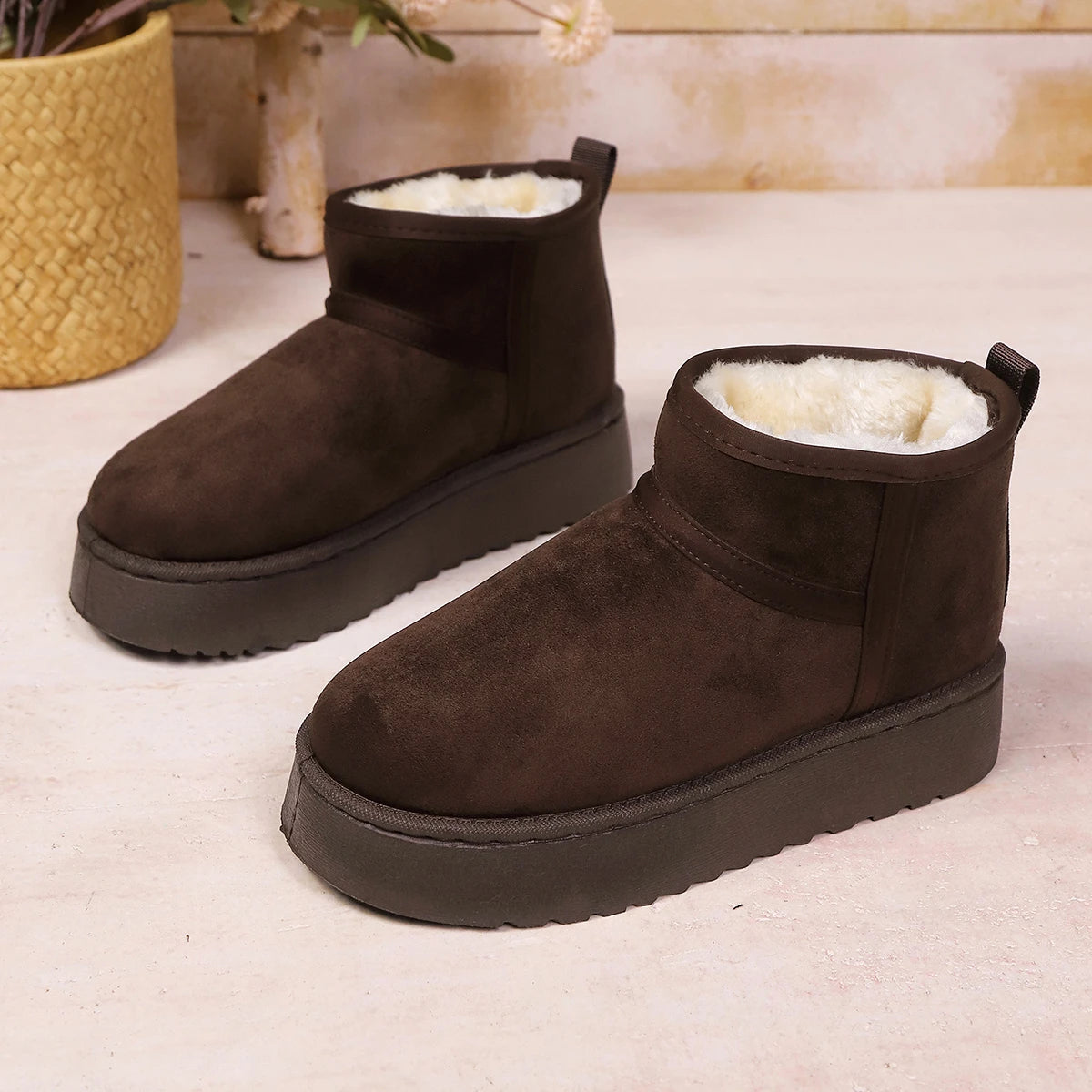 2025 New Women's Winter Snow Boots with Velvet Warmth Thick Bottom Bread Big Head Cotton Shoes