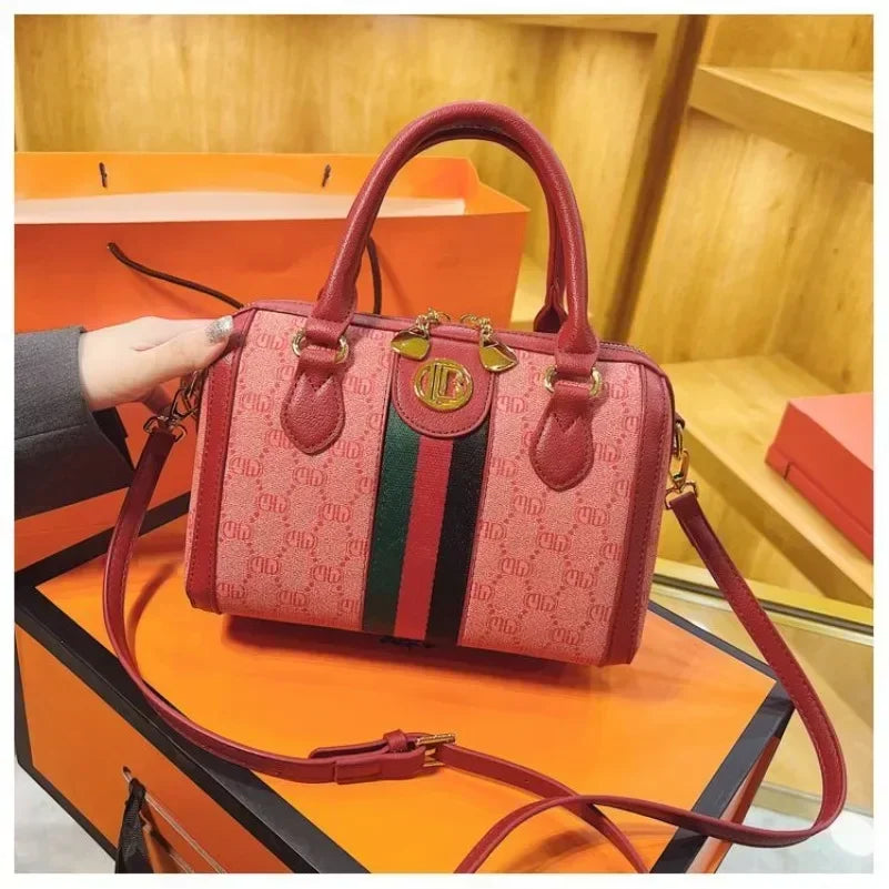 Luxury Versatile Hand-held Boston Pillowcase Internet Famous Fashion Trend Niche Single Shoulder Crossbody Bag BG5