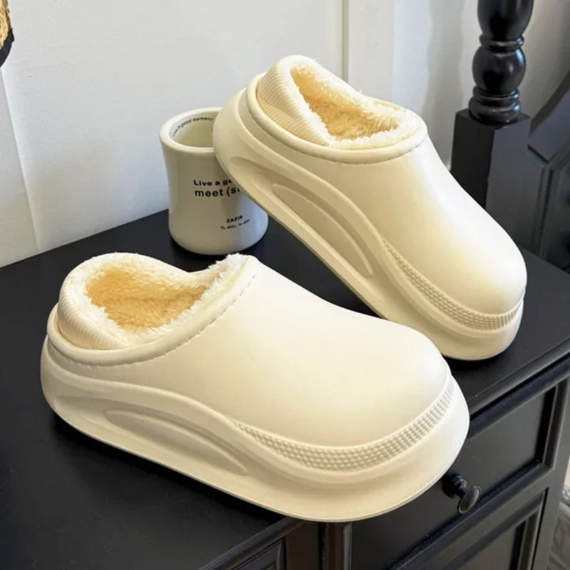 Unisex Closed Toe Warm Plush EVA Slippers Winter 2025 Thick Sole Waterproof Indoor and Outdoor Clogs Shoes Woman Fluffy Slippers