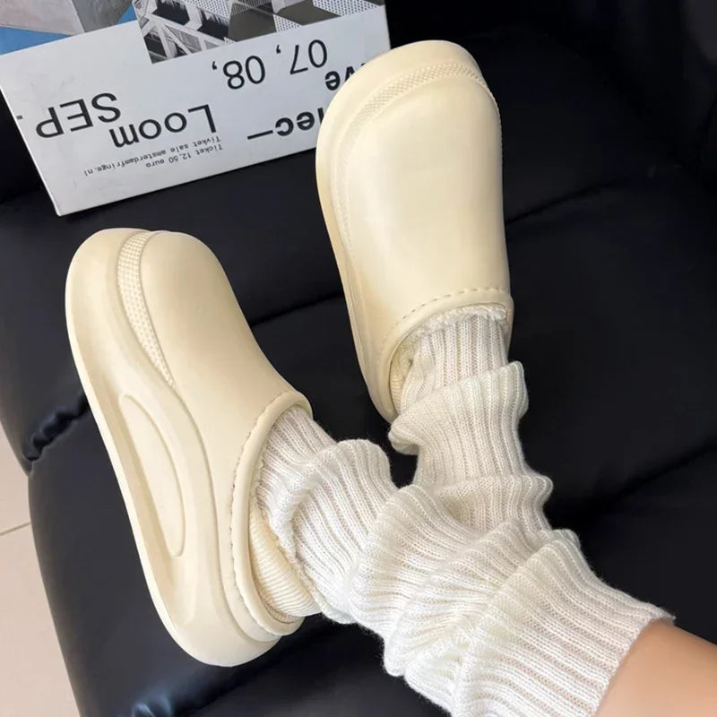 Unisex Closed Toe Warm Plush EVA Slippers Winter 2025 Thick Sole Waterproof Indoor and Outdoor Clogs Shoes Woman Fluffy Slippers