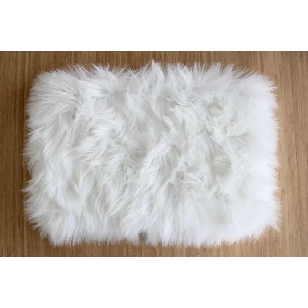 Modern Bamboo Cat Bed - Warm Plush Pet Nest Bed - Modular Design for Indoor Cats - Comfortable Sleeping Solution