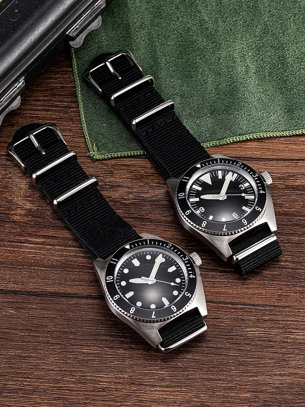 QM 'Vietnam' Men's Luminous Dive Watch US Special Forces UDT Military 300M Diver C3 SM8019DC