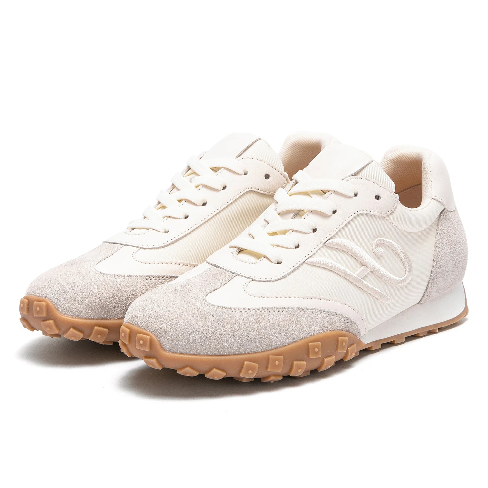 CHCH Women's Vulcanized Shoes 2025 Autumn New Edition Letter Embroidered Apricot Women's Outdoor Walking Shoes