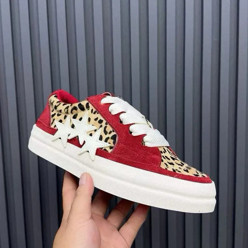 Genuine leather thick soled white shoes for women 2025 new breathable casual board shoes flat sports shoes for men