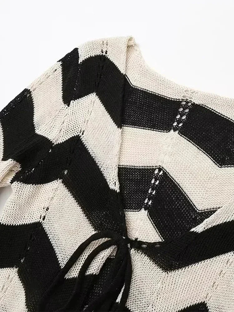 Women's Fashion new Europe and the United States style sexy V-neck hollow tie black and white striped knitted dress